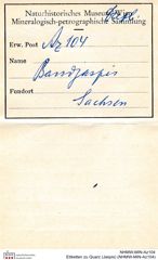 Etiketten zu Quarz (Jaspis) (NHMW-MIN-Az104)